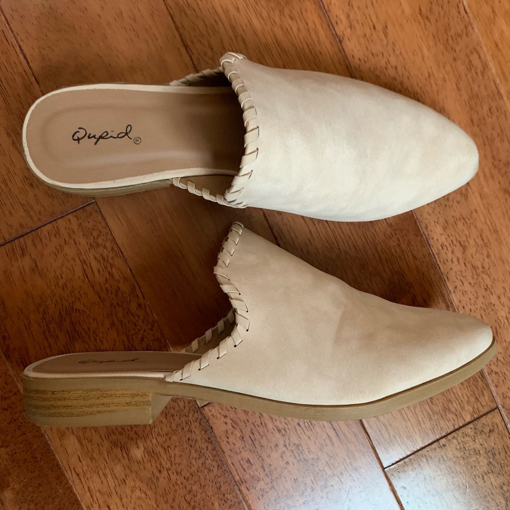 Tan Mules